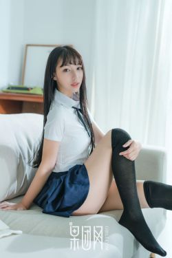 一层一层剥掉女孩子的衣服的游戏